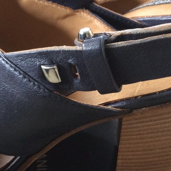 Alberto Fermani Navy Sandal - Picture 7 of 11